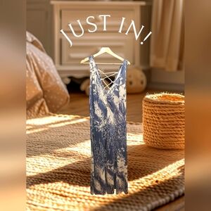 Blue and White Maxi Dress with Crisscross Back XL